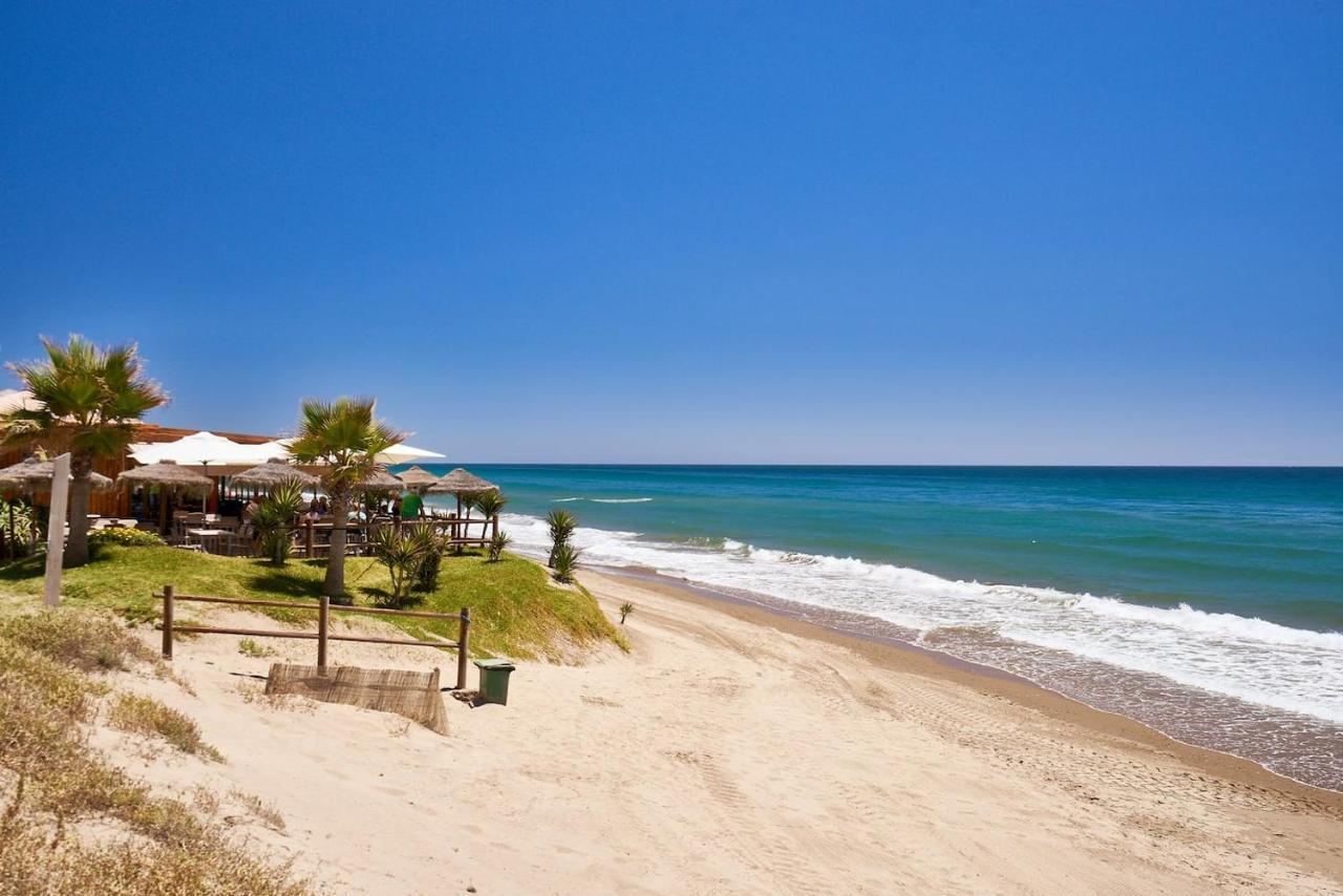 Oleholidays 216 Romana Playa Primera Linea Playa Marbella Exterior foto